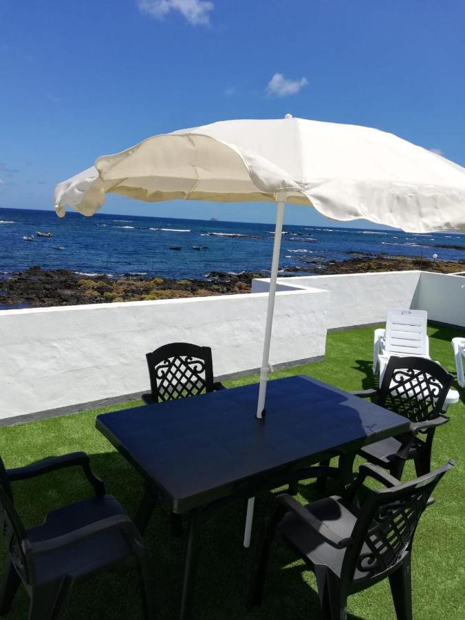 Ocean Sunshine Villa Orzola Bagian luar foto