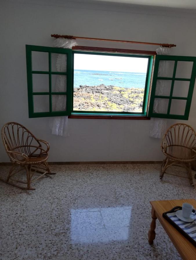 Ocean Sunshine Villa Orzola Bagian luar foto